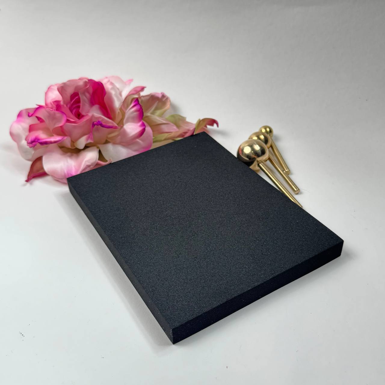 Medium Rubber Ironing Pad for Silk Flower Making Tools Black (190x140x15 mm)