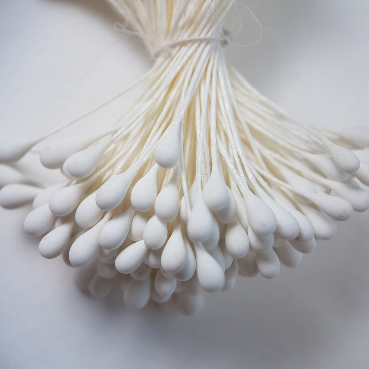 A bundle of extra-large size XL Japanese flower stamens made of rice flour and white rayon threads, featuring pure white round heads