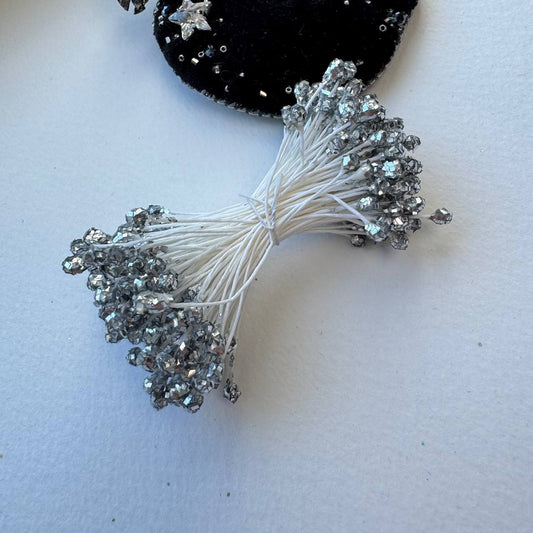 Size L Shiny silver Japanese Stamens (3-4mm)