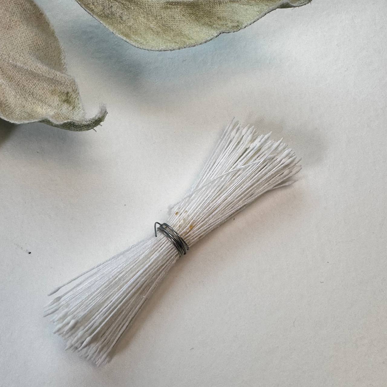 Japanese Miniature Stamen – Size S | Elongated Tiny Stamens for Silk Floristry & Miniature Flowers