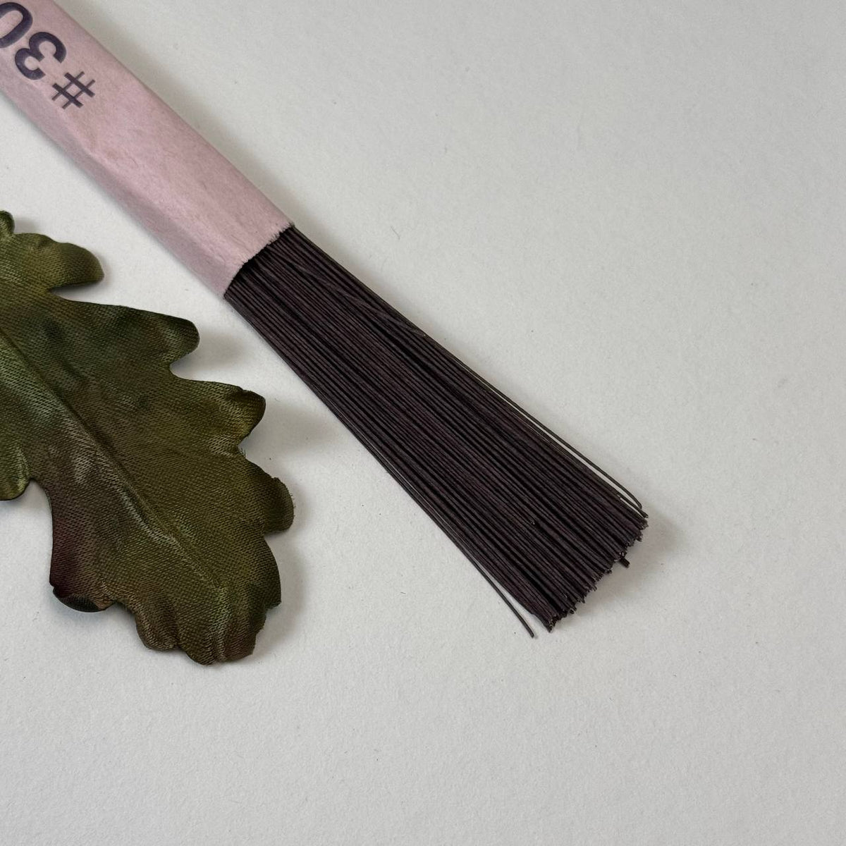 Japanese floral wire in brown paper (36 cm)