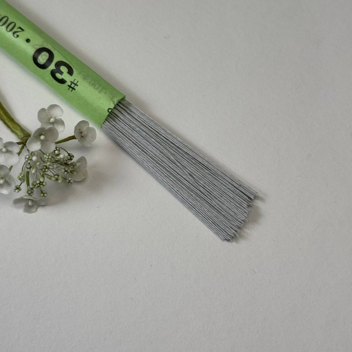 Japanese floral wire in white paper (36 cm)